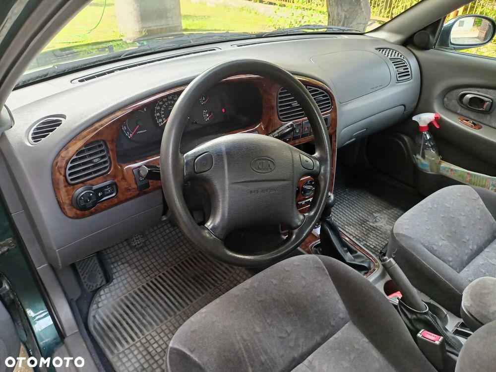 Kia Shuma 1.6 - 5