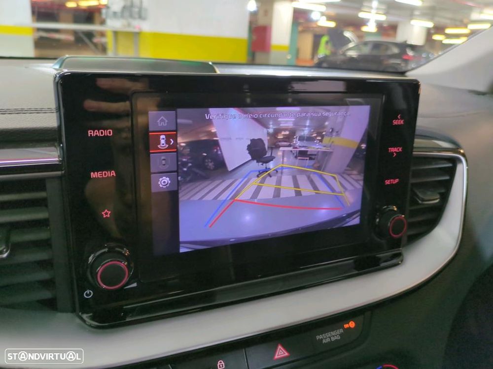 Kia XCeed 1.6 GDi PHEV Drive - 10