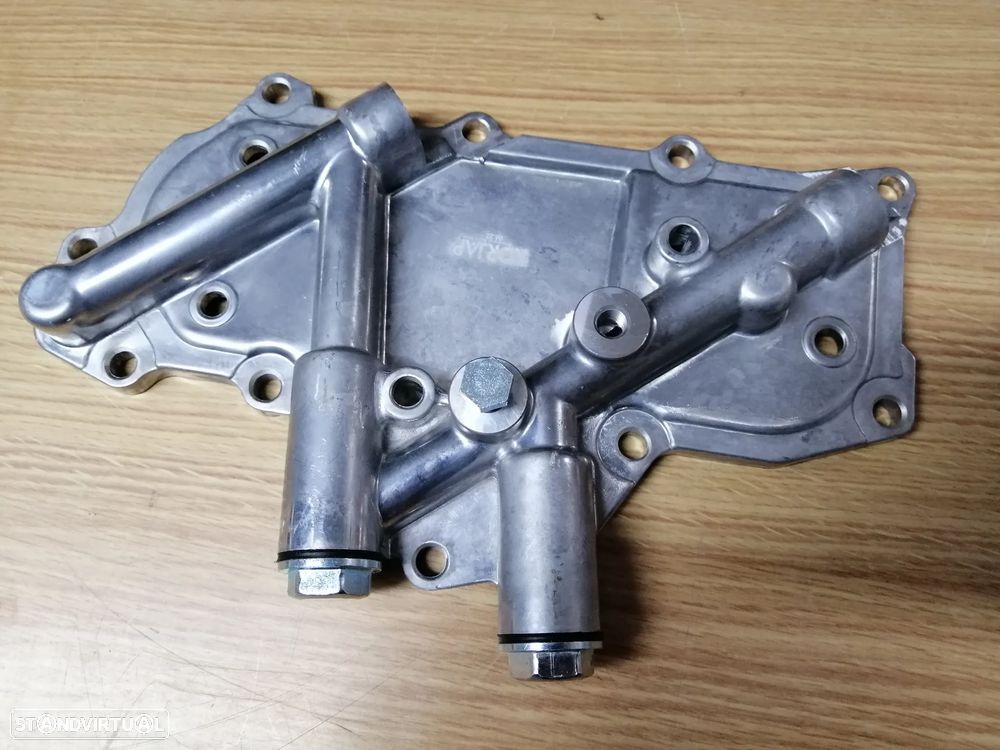 Tampa do permutador do óleo do motor TD25 Cabstar F22 Pickup D21 - 2