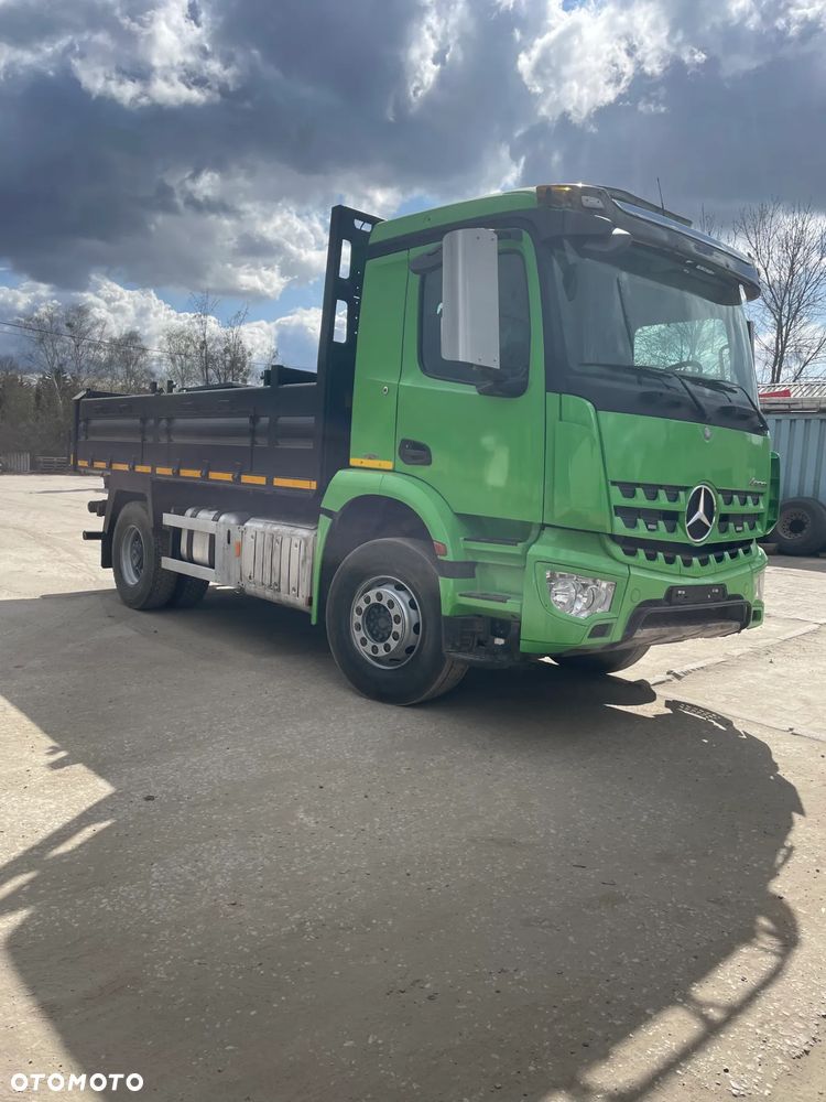 Mercedes-Benz Arocs - 2