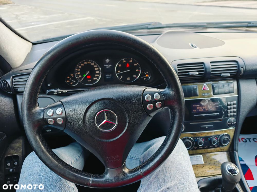 Mercedes-Benz Klasa C 180 Kompressor Elegance - 20
