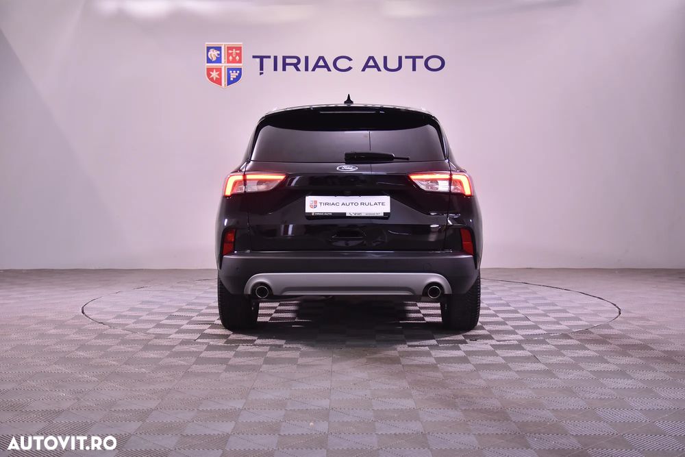 Ford Kuga - 4