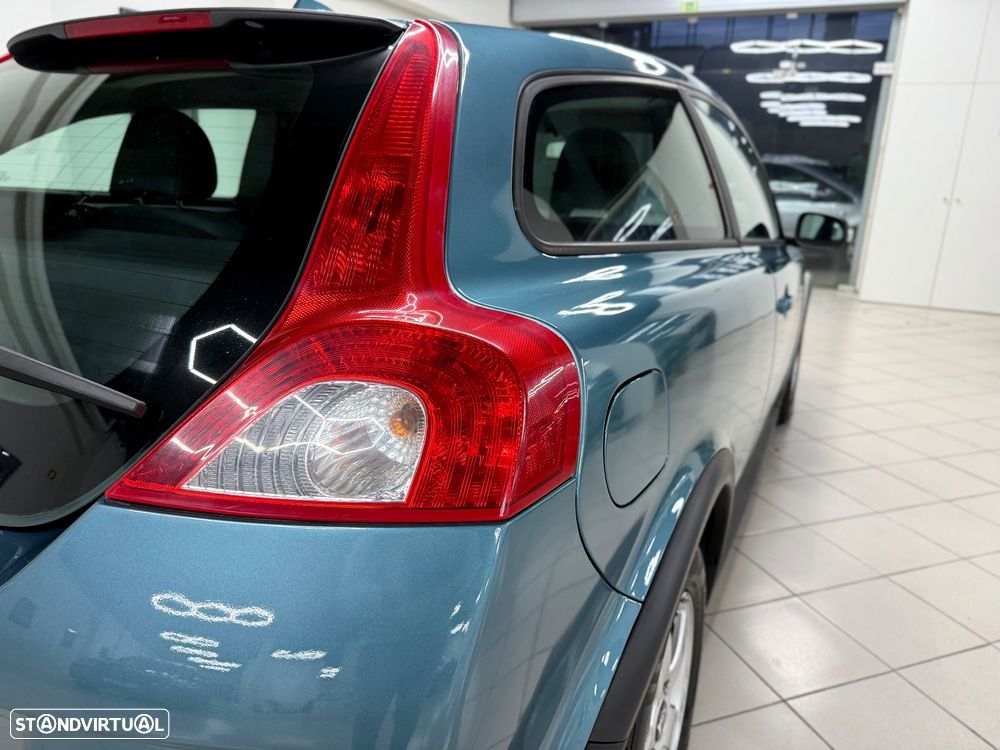 Volvo C30 1.6 D Drive Momentum - 4