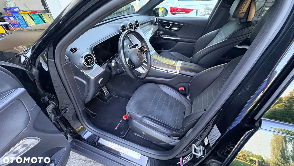 Mercedes-Benz GLC 300 d mHEV 4-Matic AMG Line - 11