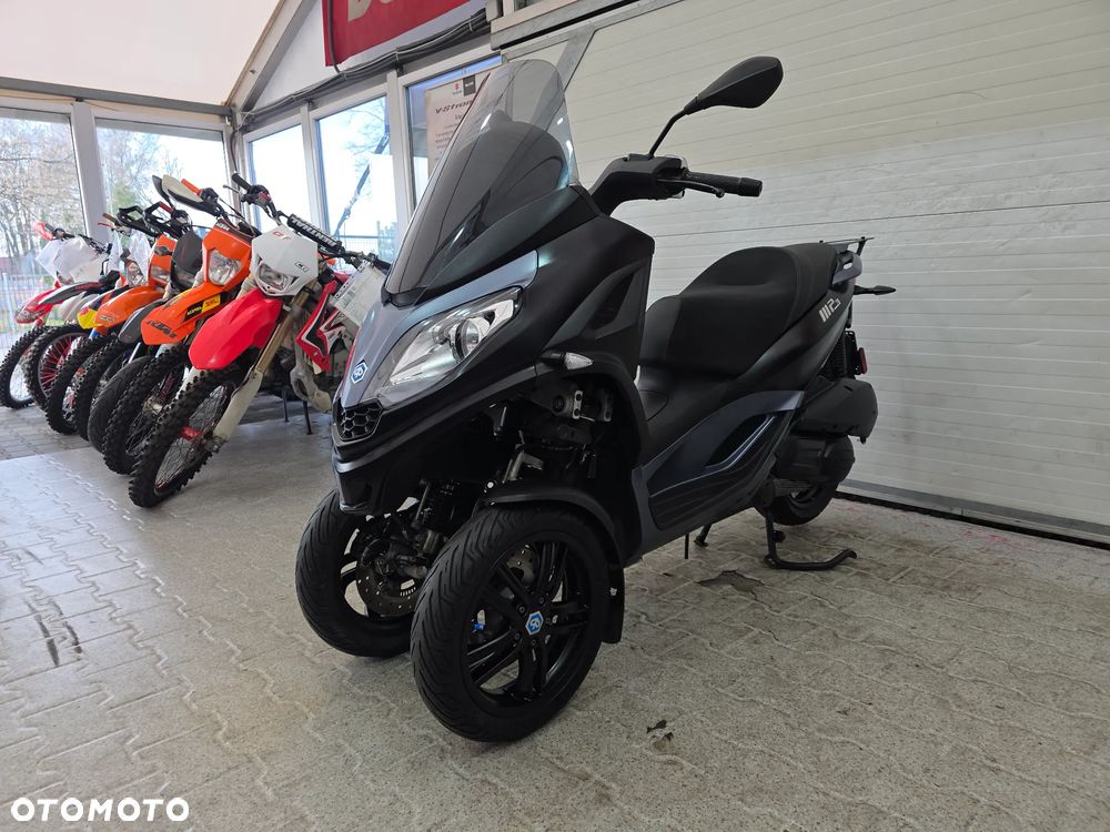 Piaggio MP-3 - 9