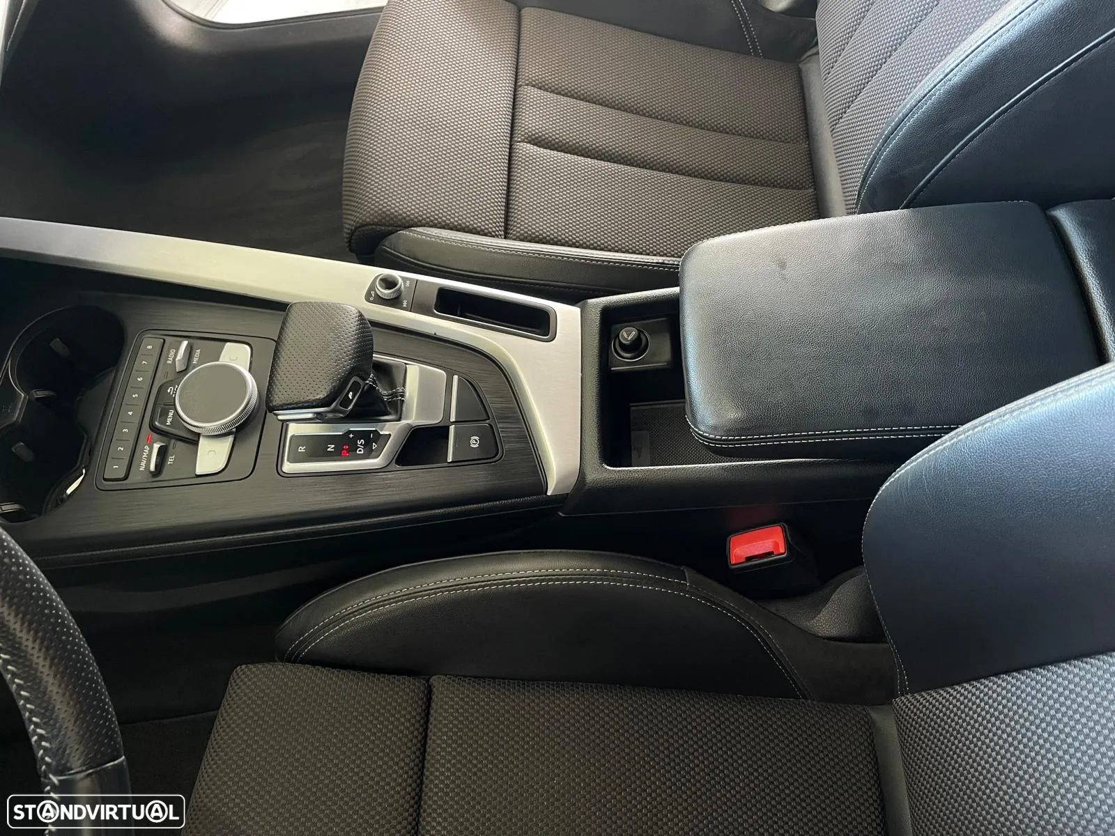 Audi A4 2.0 TDI S-line S tronic - 17