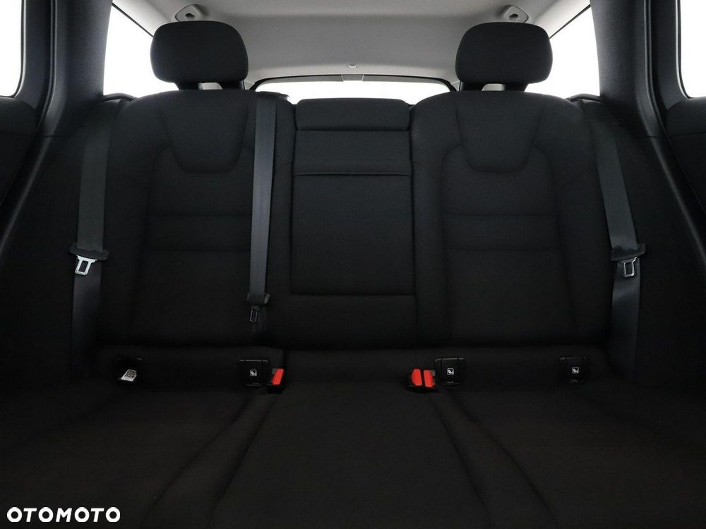 Volvo V60 B4 D Geartronic Momentum Pro - 19