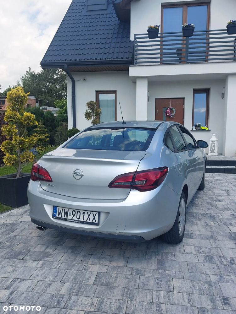 Opel Astra 1.4 T Active EU6 - 2