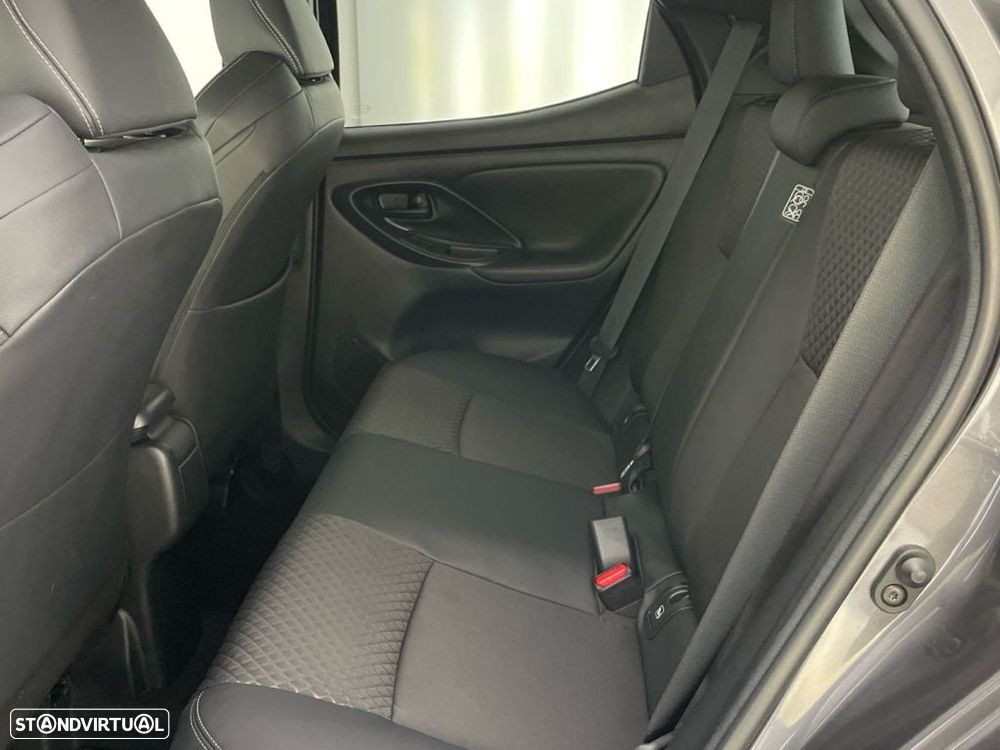 Toyota Yaris 1.5 HDF Luxury - 12