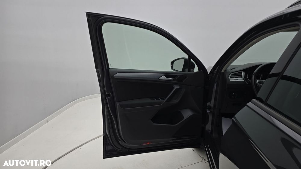 Volkswagen Tiguan 2.0 TDI 4Mot DSG Comfortline - 10