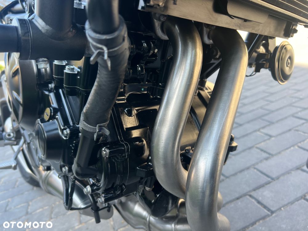 Kawasaki Z 650 - 14