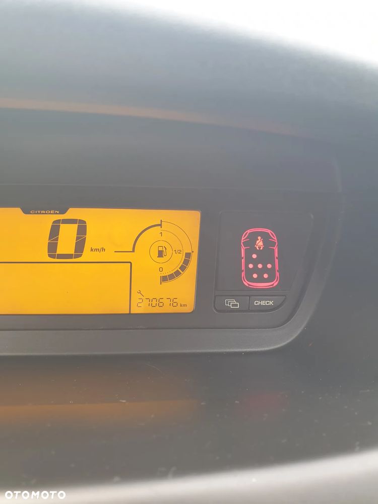 Citroën C4 Picasso 1.8 16V Advance - 9