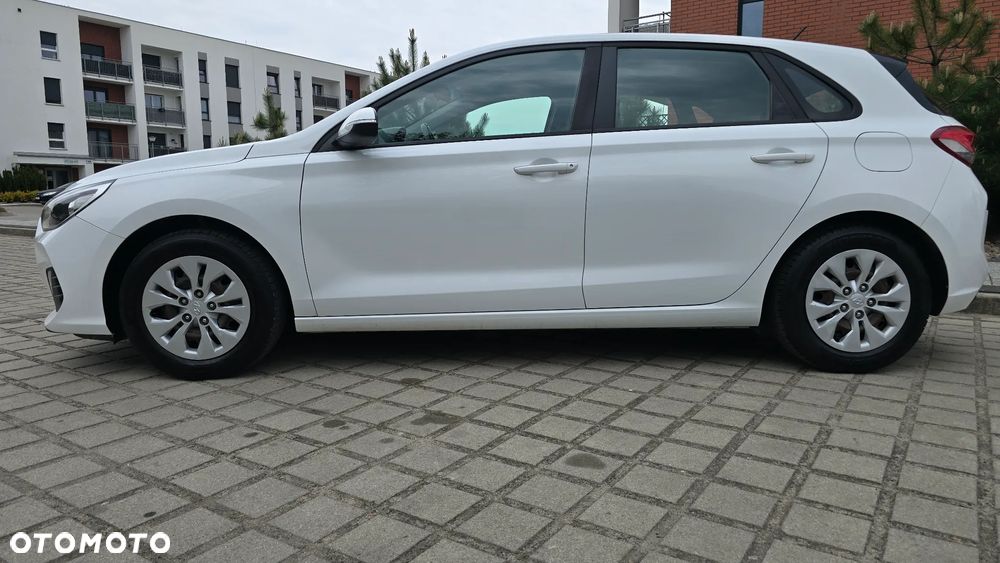Hyundai i30 1.4 Comfort - 11