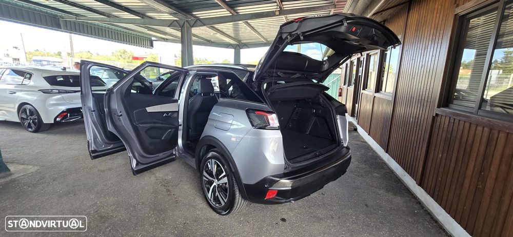 Peugeot 3008 1.6 Hybrid4 GT Pack e-EAT8 - 32