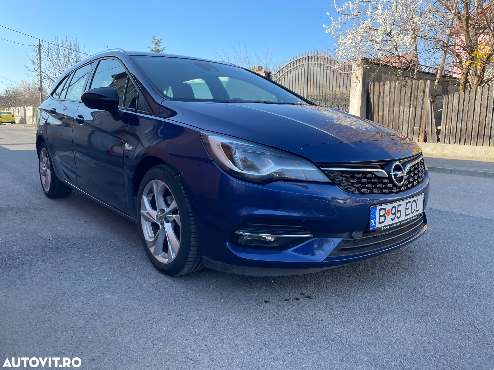 Opel Astra Sport Tourer 1.5 Start/Stop GS Line - 3