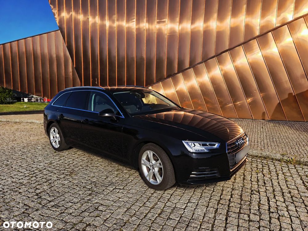 Audi A4 Avant 2.0 TDI Sport S tronic - 2