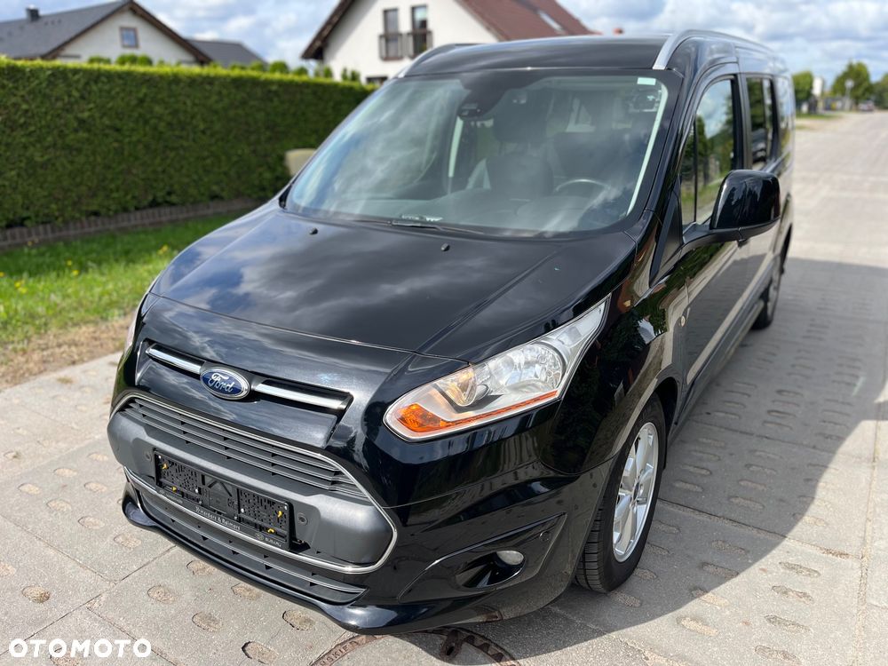 Ford Tourneo Connect Grand - 36