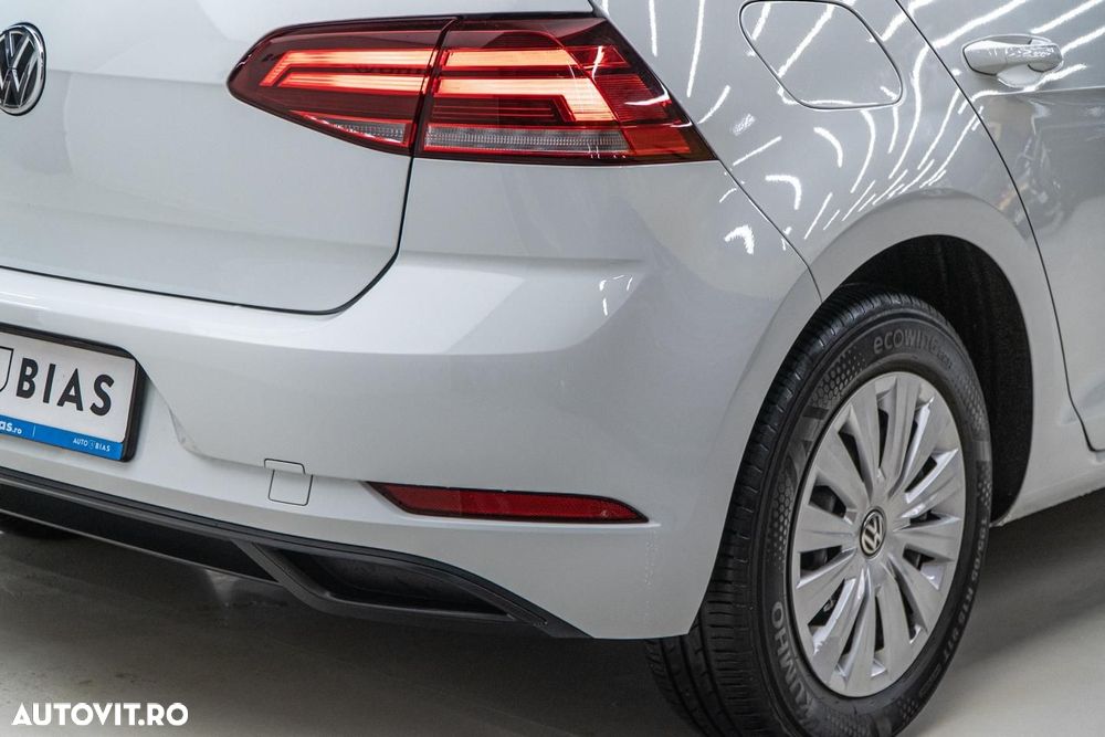 Volkswagen Golf 1.0 TSI BlueMotion Comfortline - 39