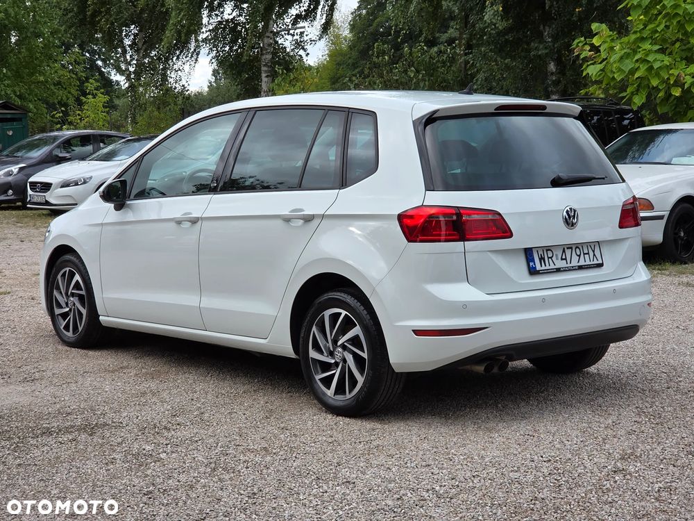 Volkswagen Golf 2.0 TDI Sound - 25