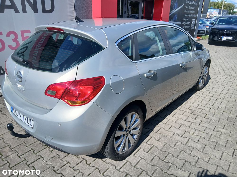 Opel Astra 1.7 CDTI Cosmo - 22