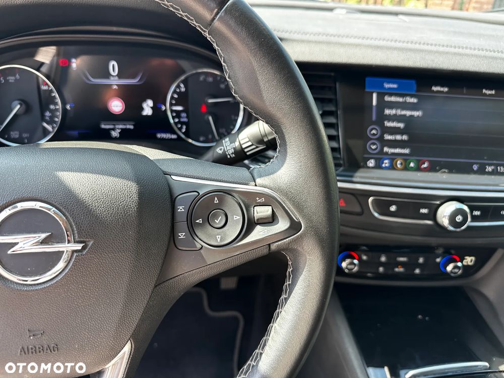 Opel Insignia - 11