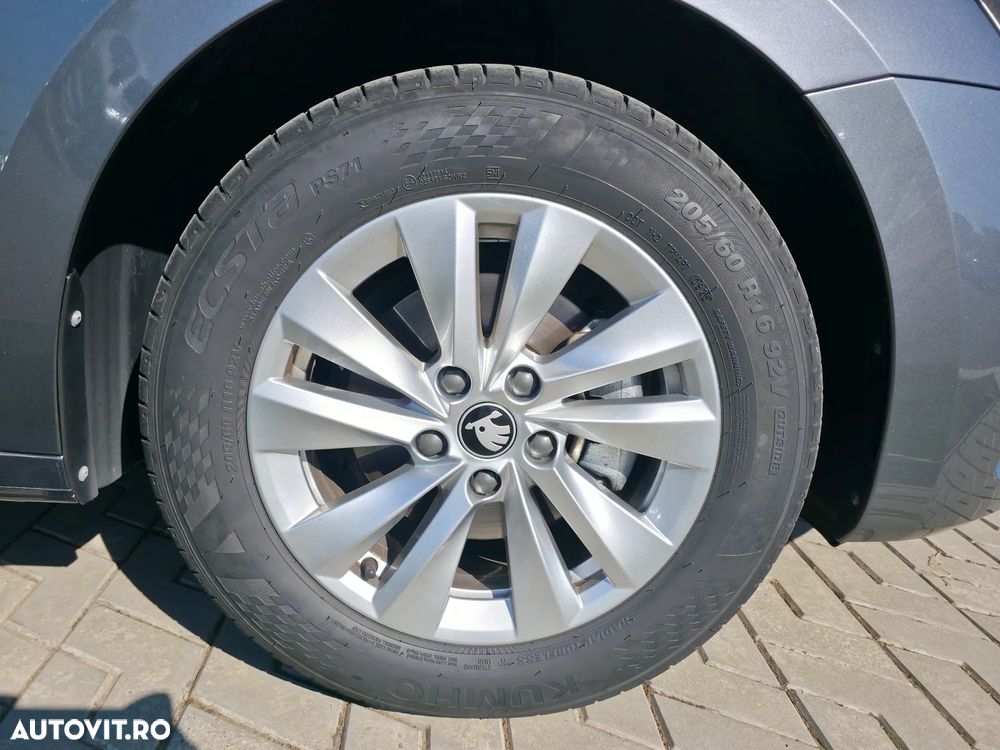 Skoda Octavia 1.5 TSI 115 CP DSG MHEV Selection - 5