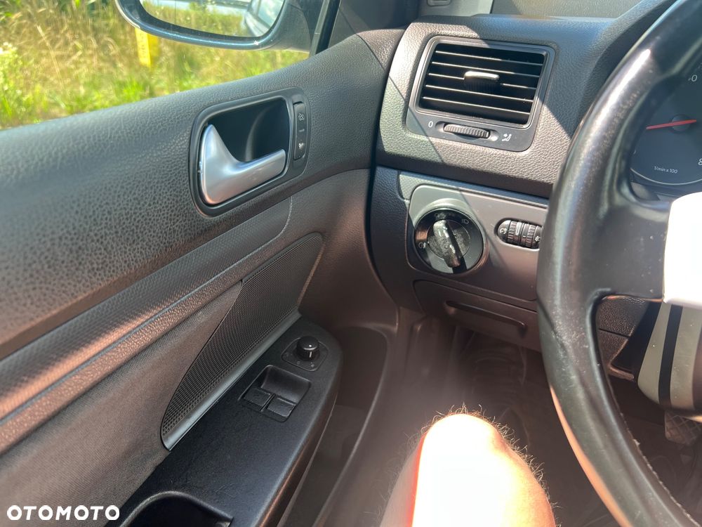 Volkswagen Golf V 1.6 FSI Comfortline - 10