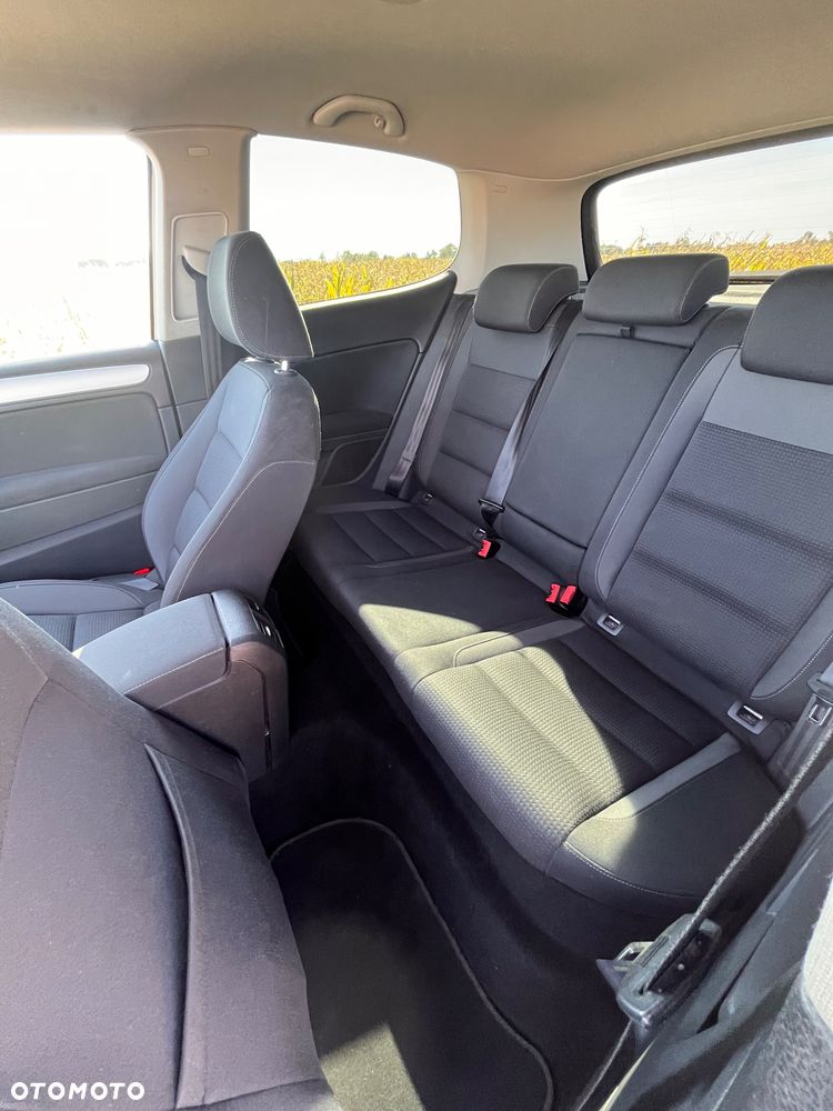 Volkswagen Golf - 4