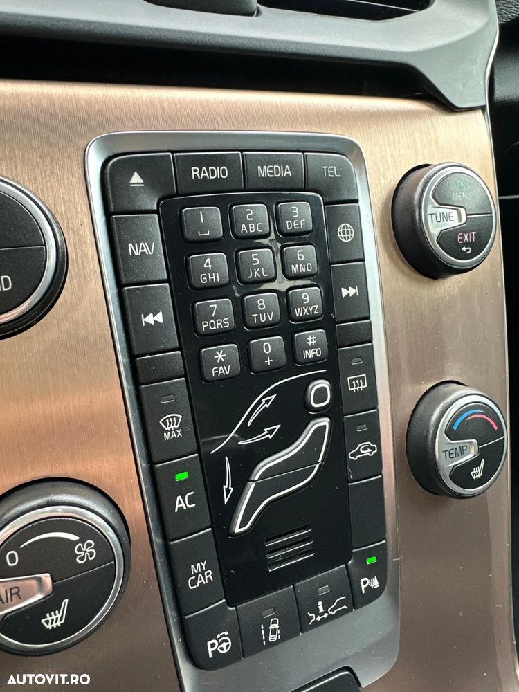 Volvo V40 Cross Country D2 Powershift Ocean Race - 12