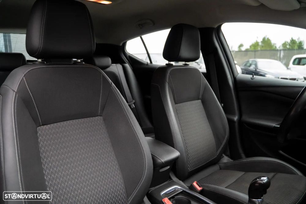 Opel Astra 1.6 CDTI Innovation S/S - 26