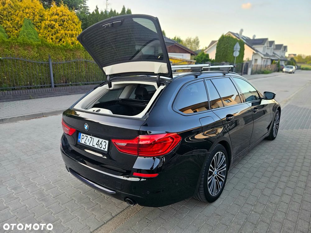 BMW Seria 5 520d Sport Line sport - 5