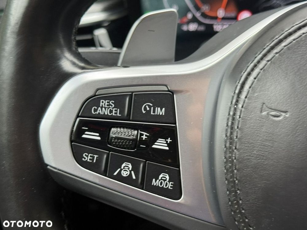 BMW Seria 5 530i xDrive M Sport sport - 23