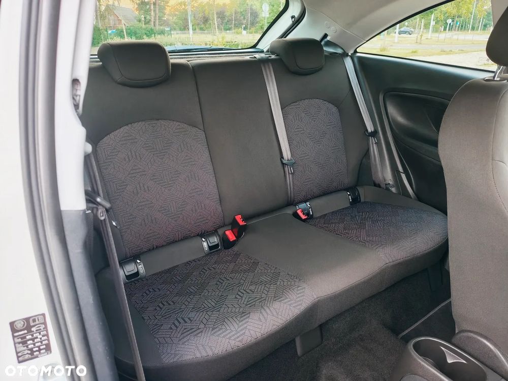 Opel Corsa - 16