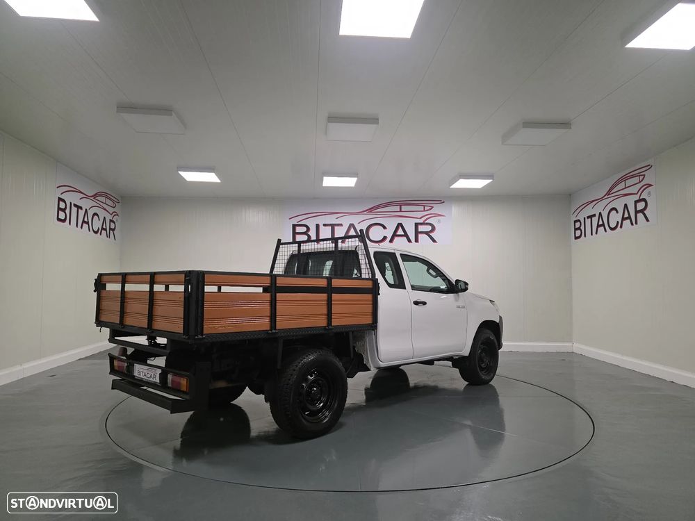 Toyota HILUX  2.4 D-4D 2WD CD - 22