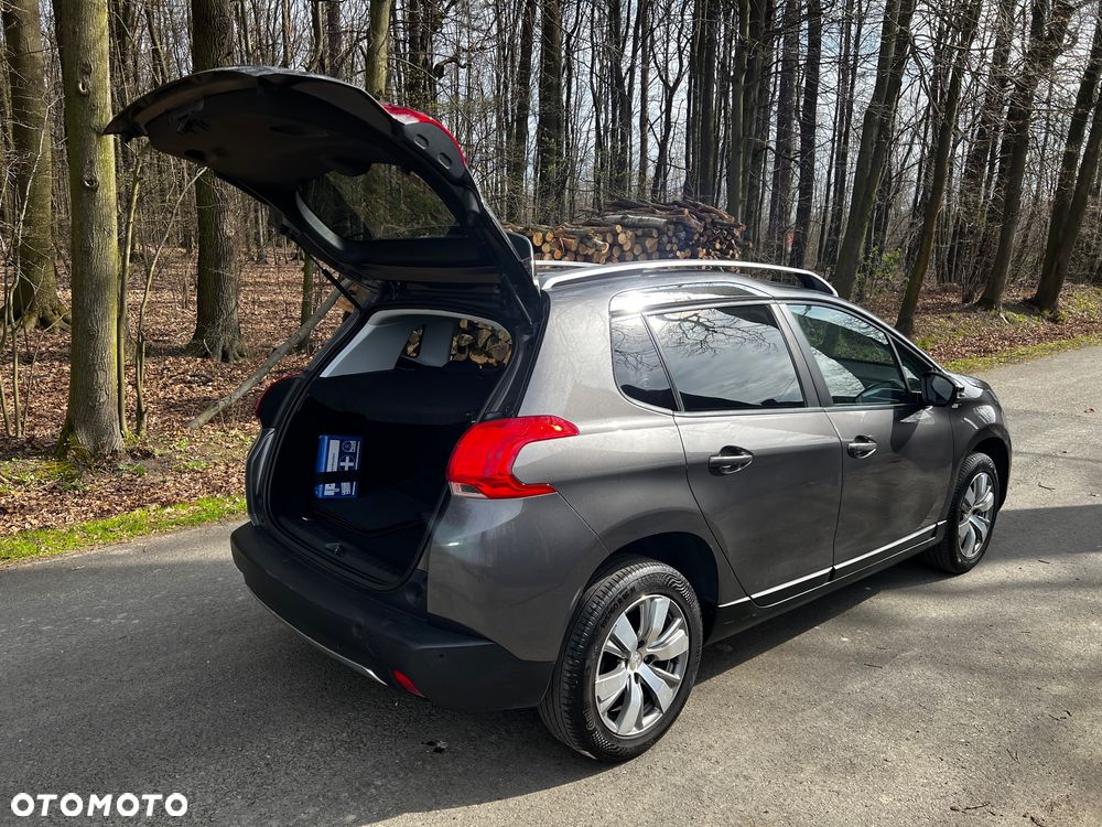 Peugeot 2008 1.2 VTi Allure - 21