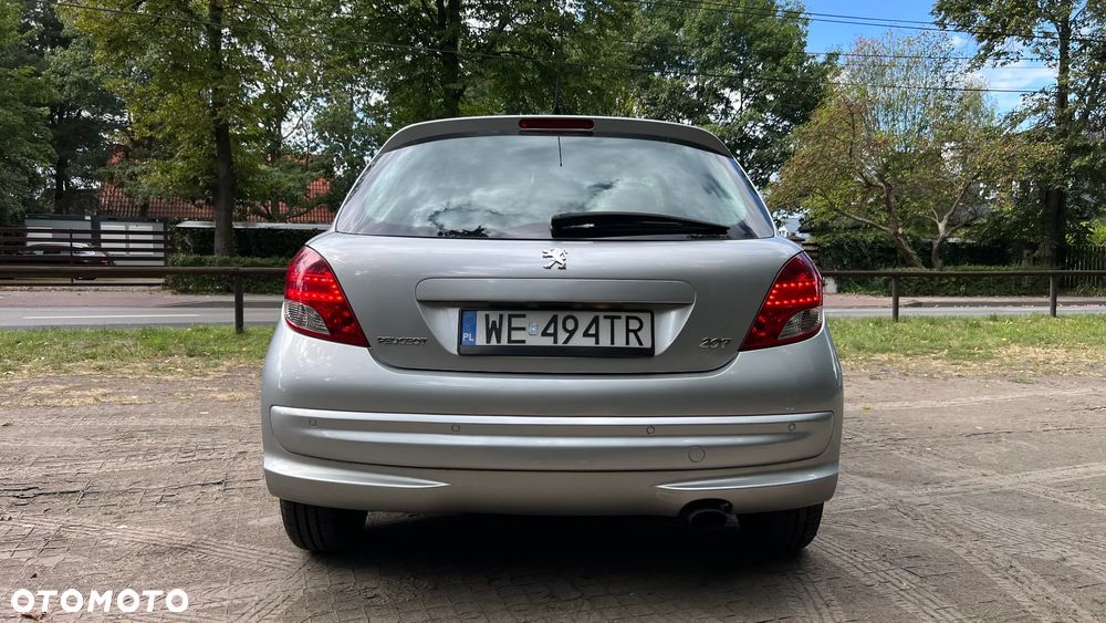 Peugeot 207 1.6 HDi Presence - 5