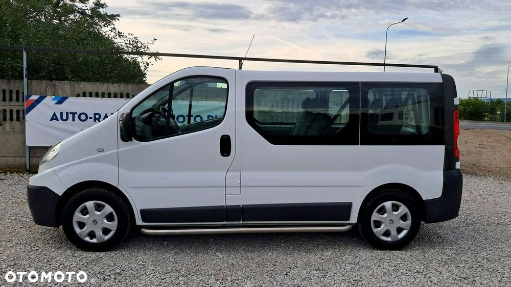 Renault Trafic - 15