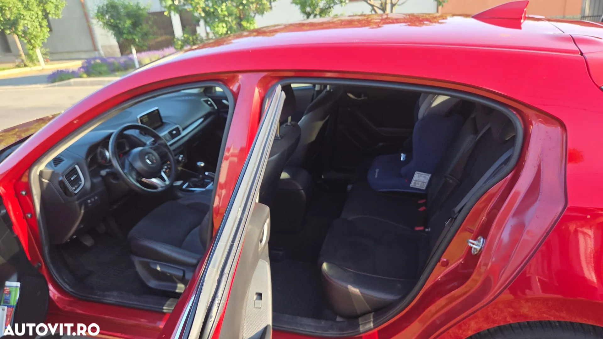 Mazda 3 G120 Revolution Top - 8