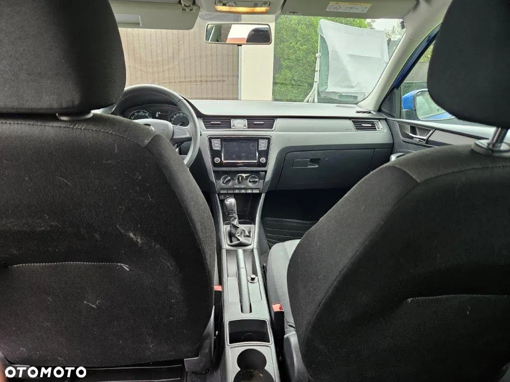 Skoda RAPID 1.0 TSI Active - 11