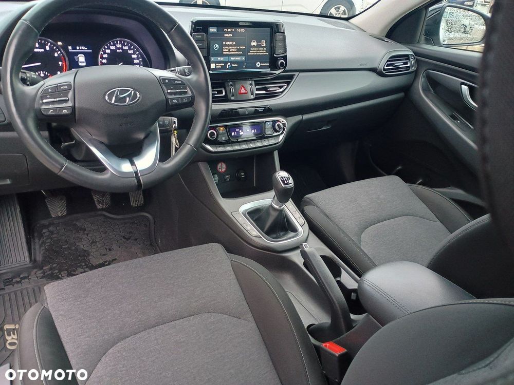 Hyundai i30 1.5 T-GDI 48V Smart - 25