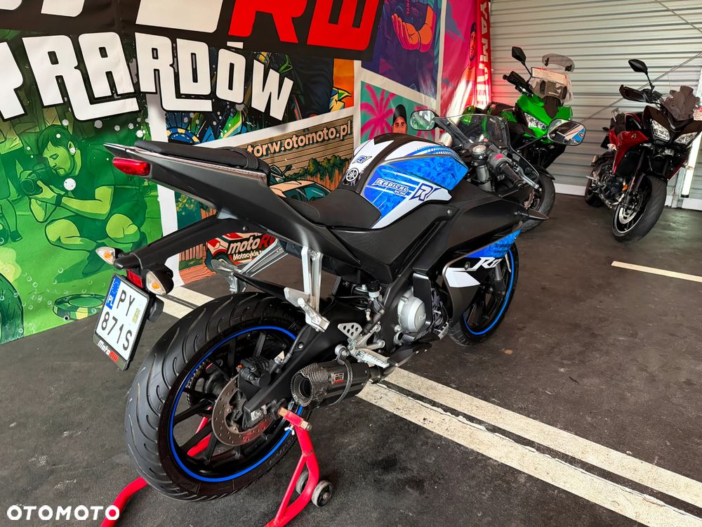 Yamaha YZF - 11