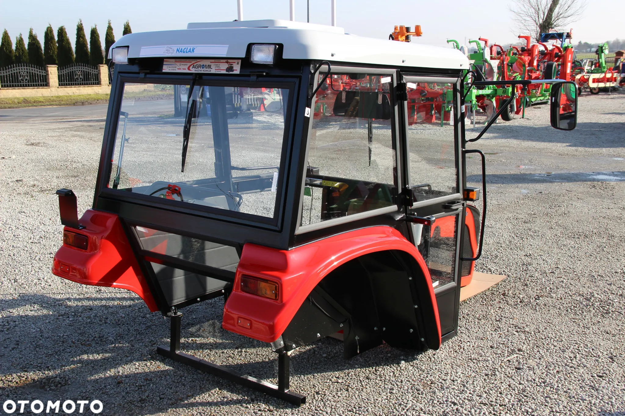 Kabina C330 maska C- 330 Naglak zestaw wiśniowy kabiny maska - 4