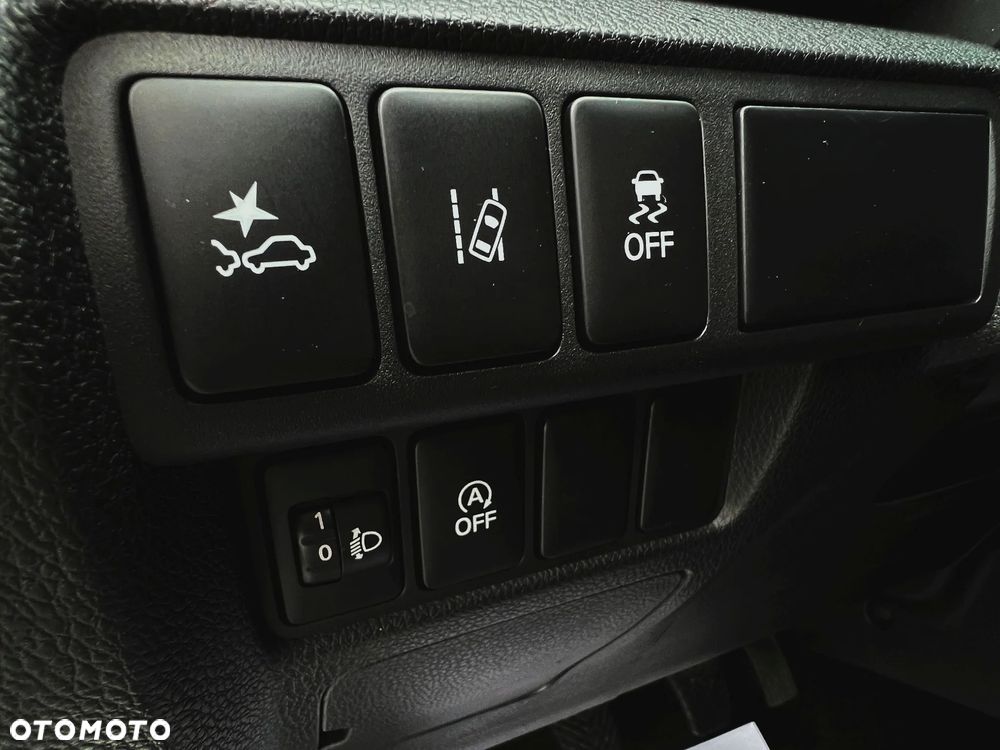 Mitsubishi Eclipse Cross 1.5 T GPF Intense - 31