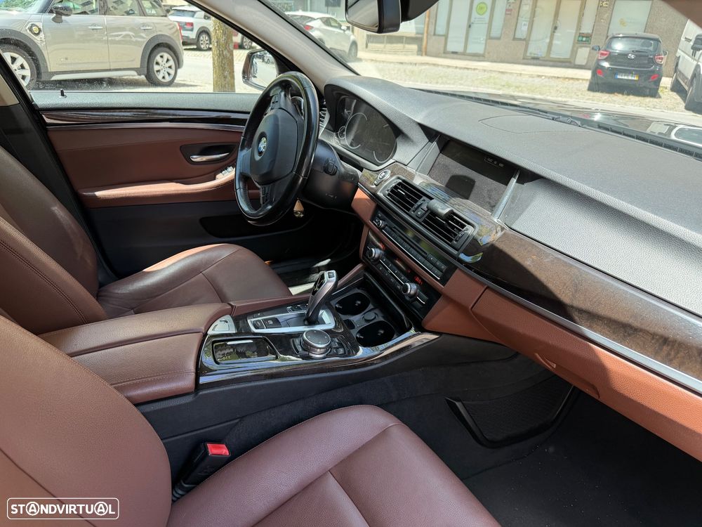 BMW 520 d Line Luxury Auto - 12
