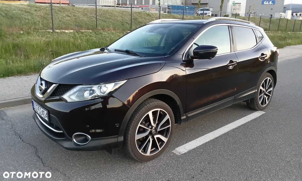 Nissan Qashqai - 25