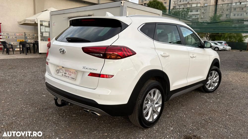 Hyundai Tucson - 32