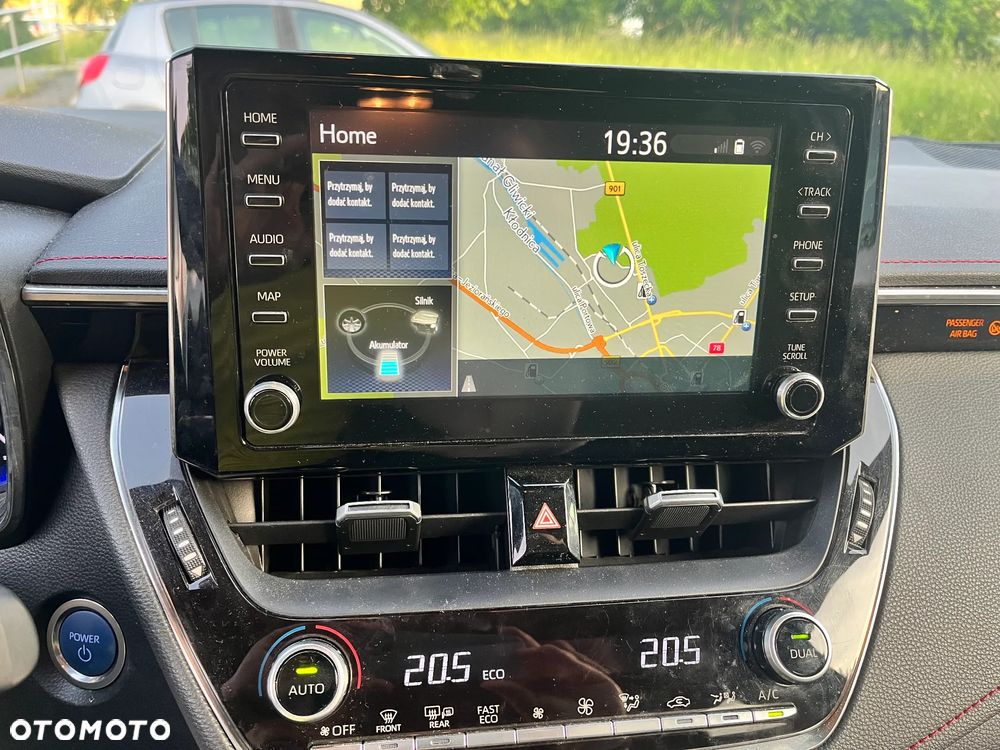 Toyota Corolla 1.8 Hybrid Selection - 10