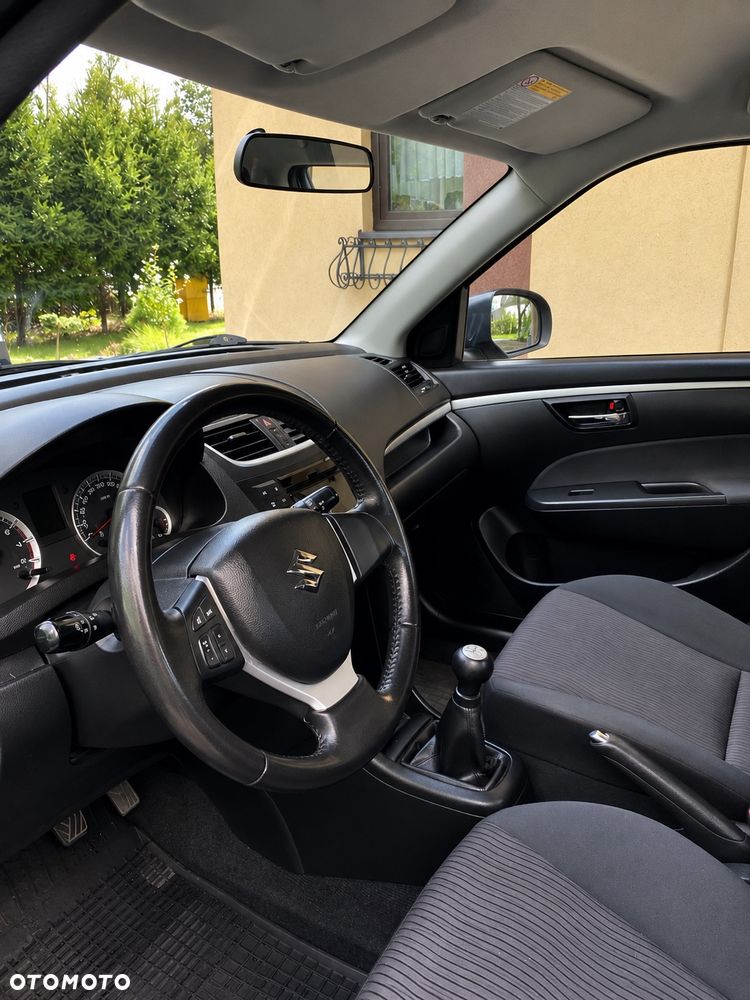 Suzuki Swift - 11