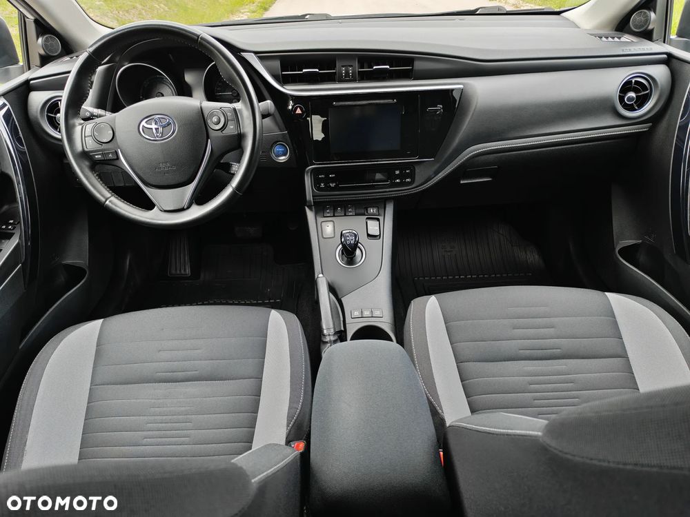 Toyota Auris - 37