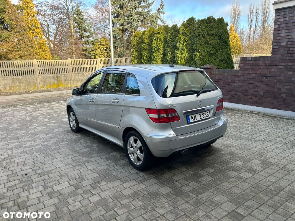 Mercedes-Benz Klasa B 200 Autotronic Special Edition - 4